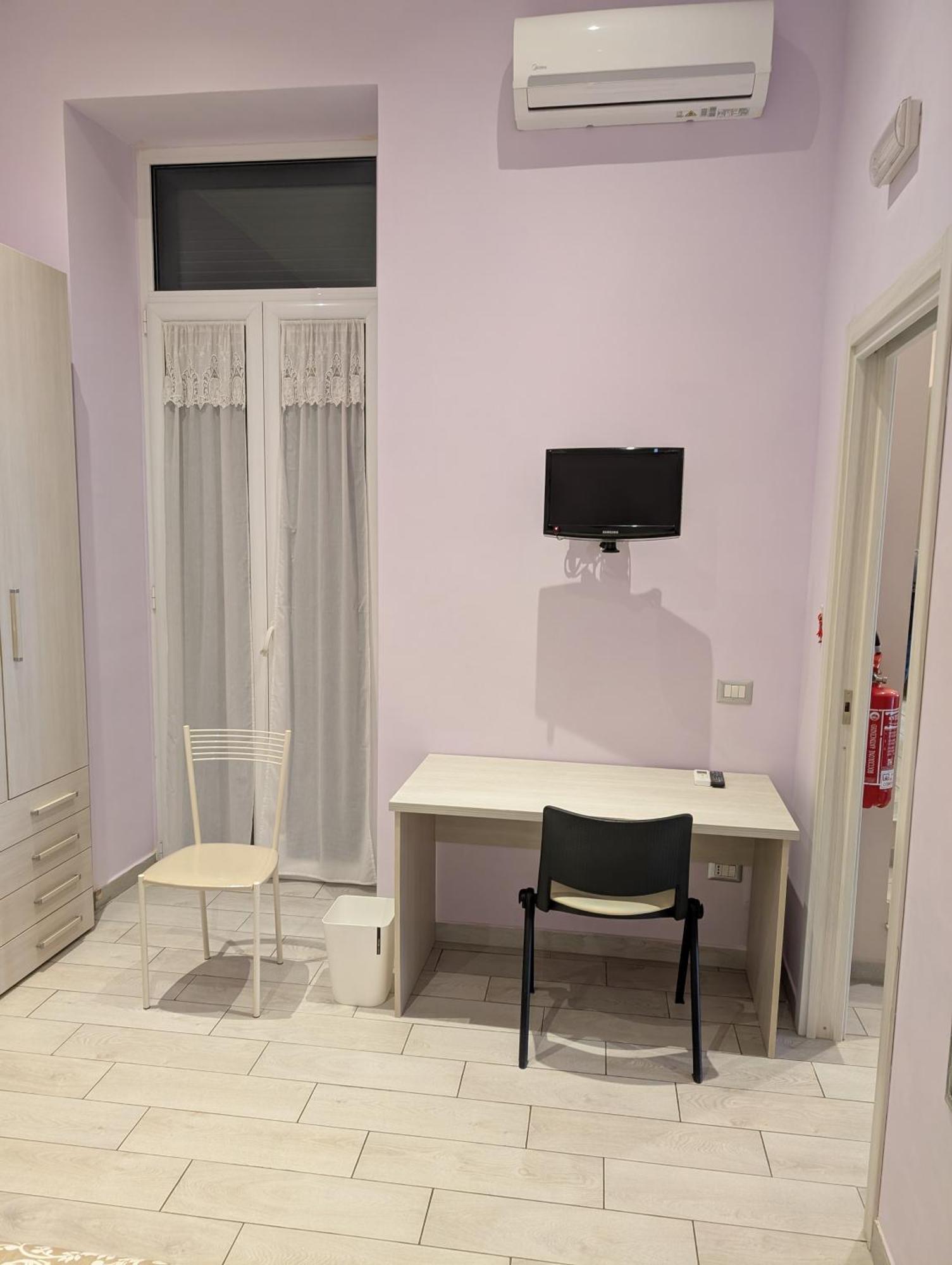 La Dimora Di Dora Apartment Naples Exterior photo